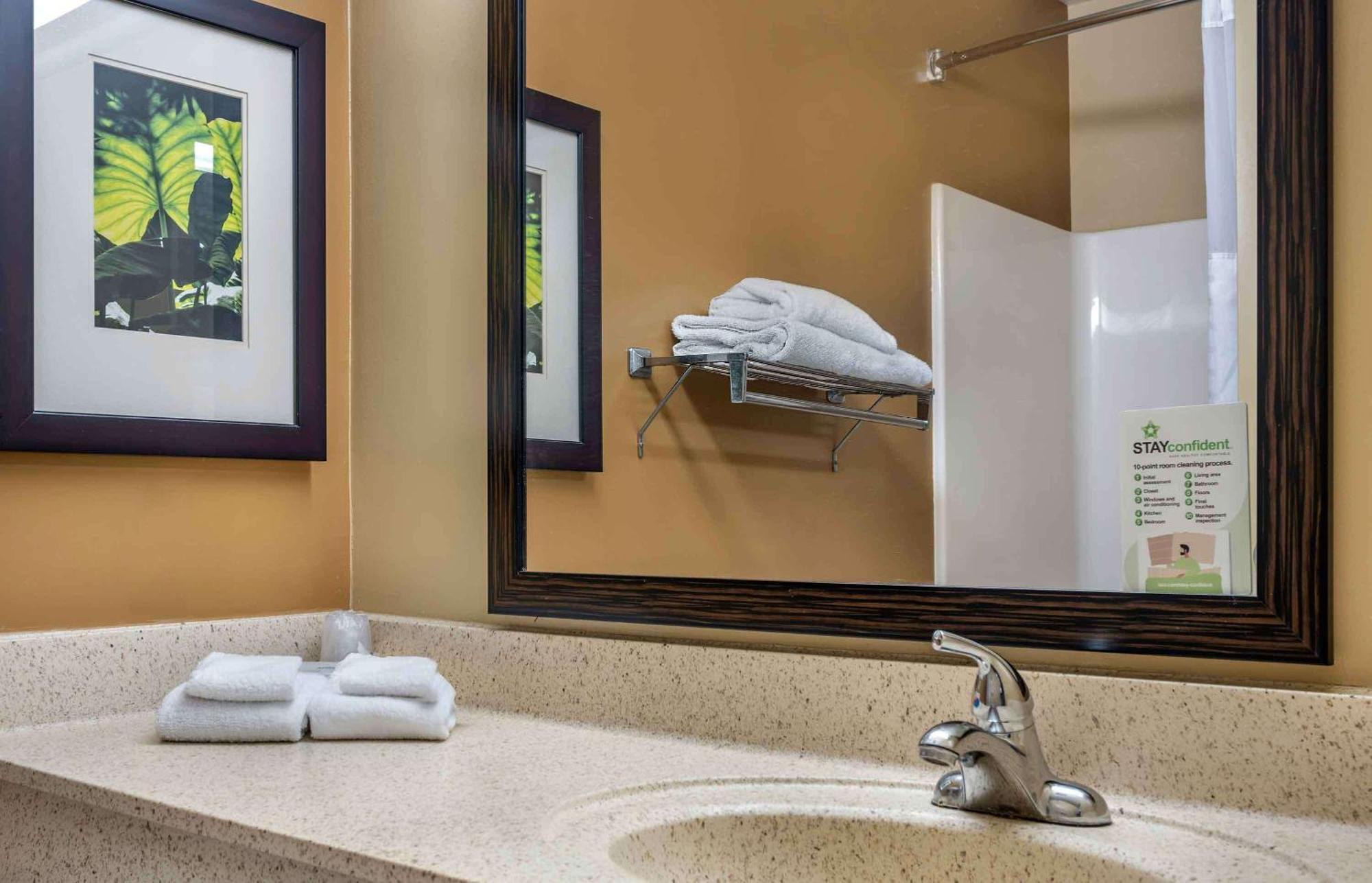 Extended Stay America Suites - Detroit - Кантон Экстерьер фото