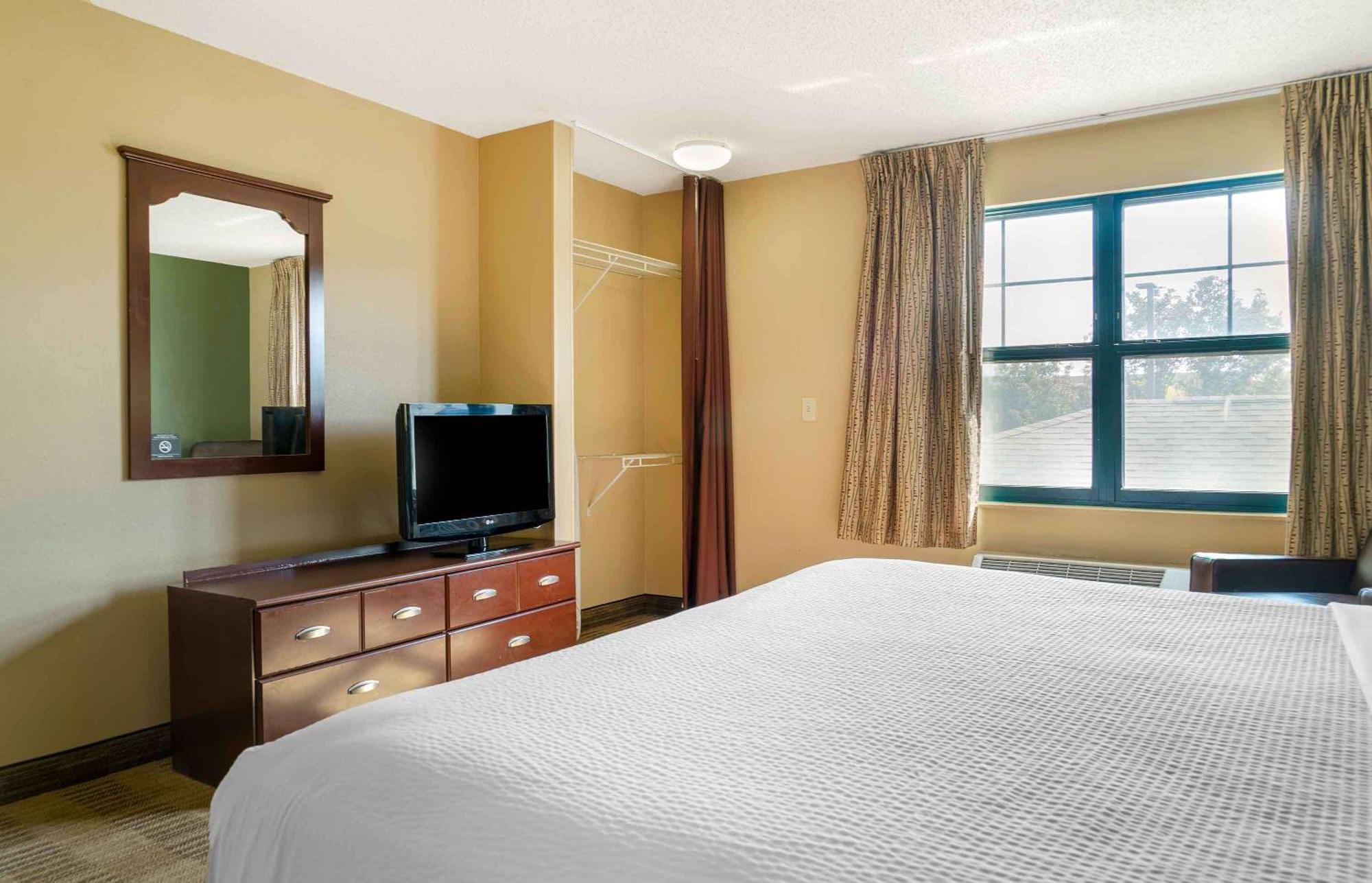 Extended Stay America Suites - Detroit - Кантон Экстерьер фото