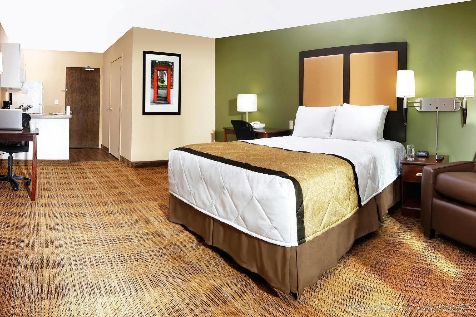 Extended Stay America Suites - Detroit - Кантон Экстерьер фото